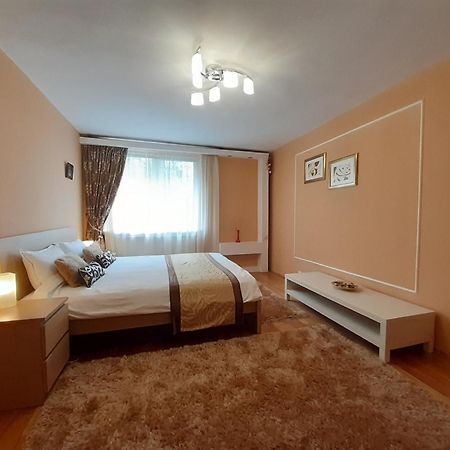Apartament Central Piatra Neamţ Exterior foto